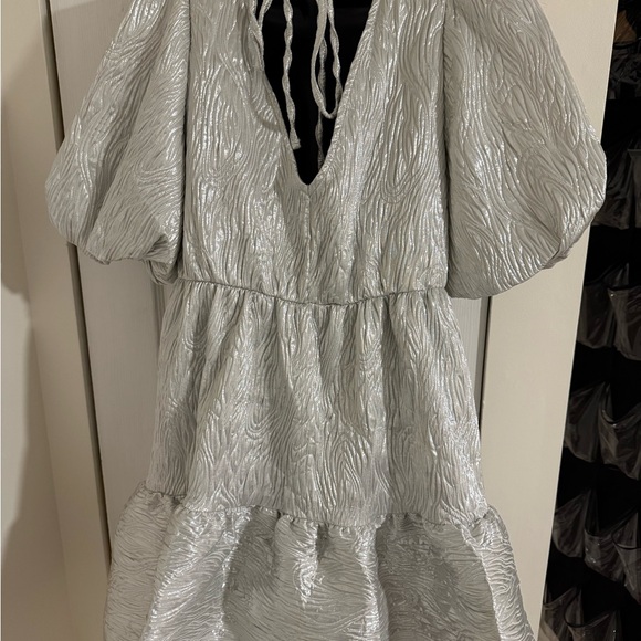 Silver Textured Mini Dress with Puff Sleeves - Picture 2 of 3